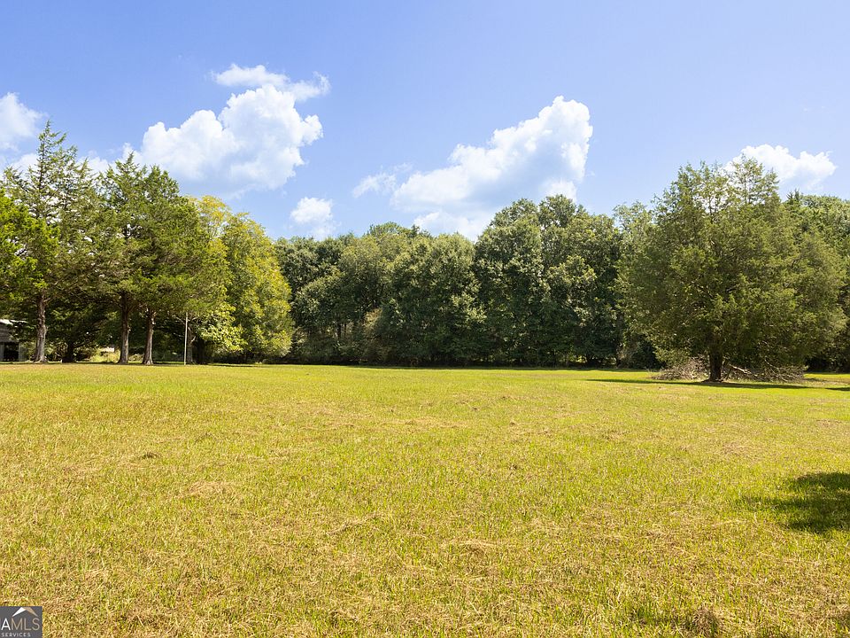 1st image of 3905 Barnett Shoals Rd