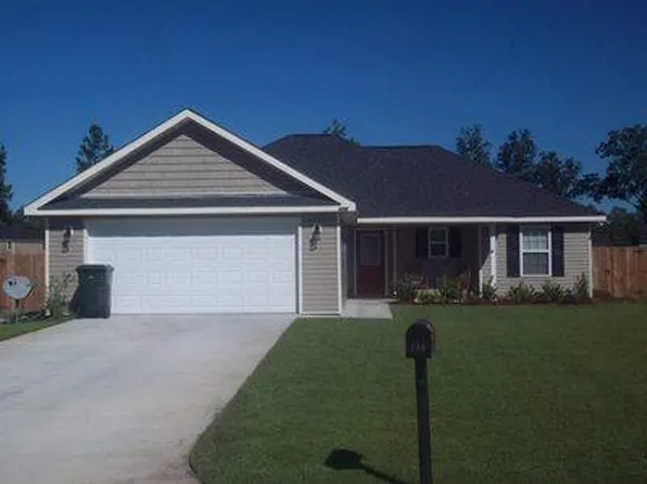 116 NE Forest St, Ludowici, GA 31316