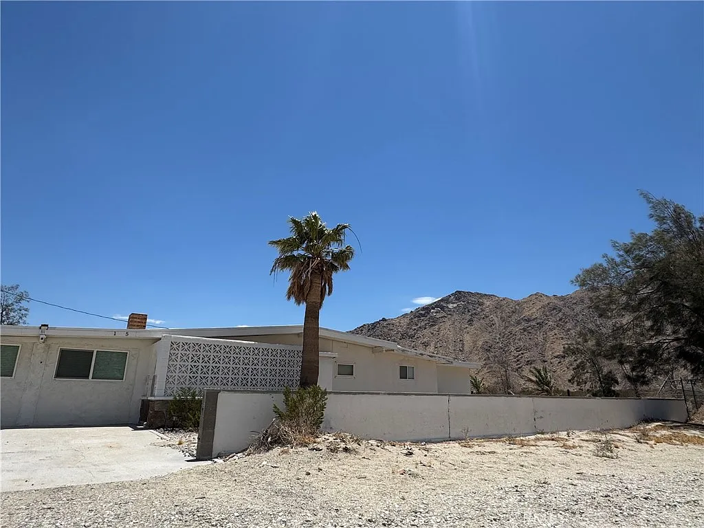 3 bed, 1352 sqft, $2,600 — Photo 4