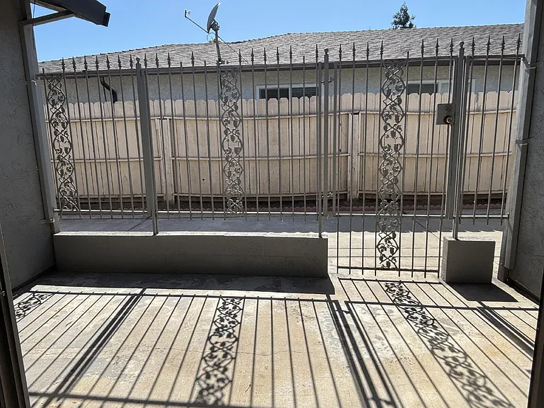 2405 Dels Ln — Photo 24