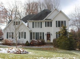 10 Maple Leaf Rd, Shavertown, PA 18708