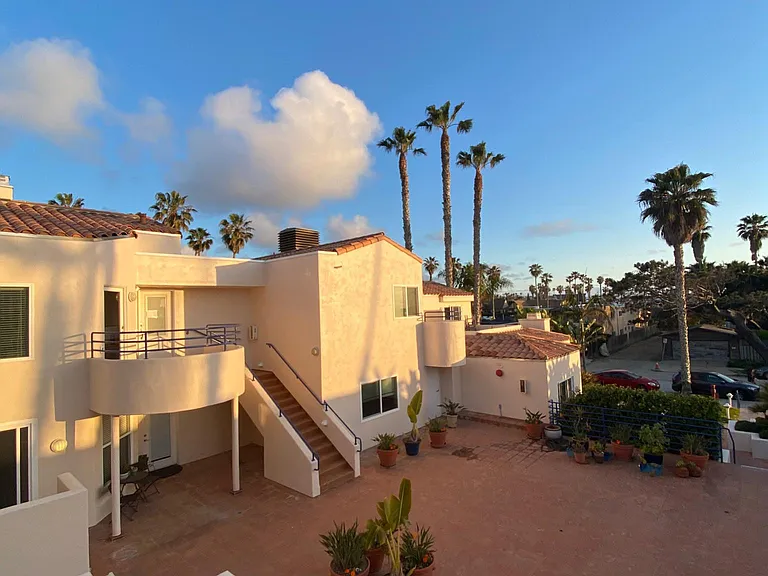 4828 Bermuda Ave — Photo 47