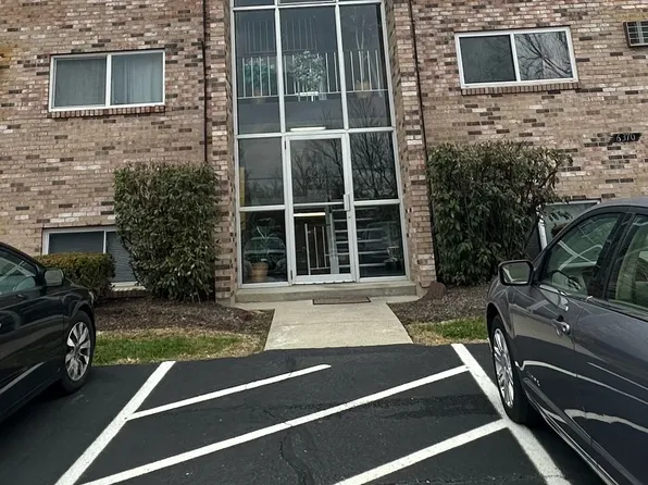 6370 Barre Rd APT 2, Loveland, OH 45140