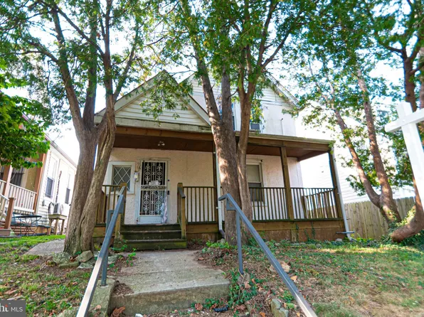 907 Lawrence St NE, Washington, DC 20017