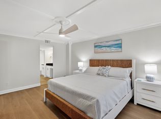 5780 Midnight Pass Rd APT 402B, Sarasota, FL 34242