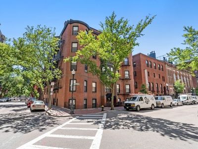 38-40 Saint Botolph St UNIT 47, Boston, MA, 02116