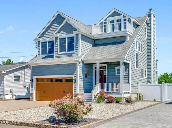 226 Bay Stream Drive, Toms River, NJ 08753