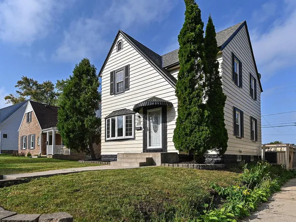 3731 South 56th STREET, Greenfield, WI 53220