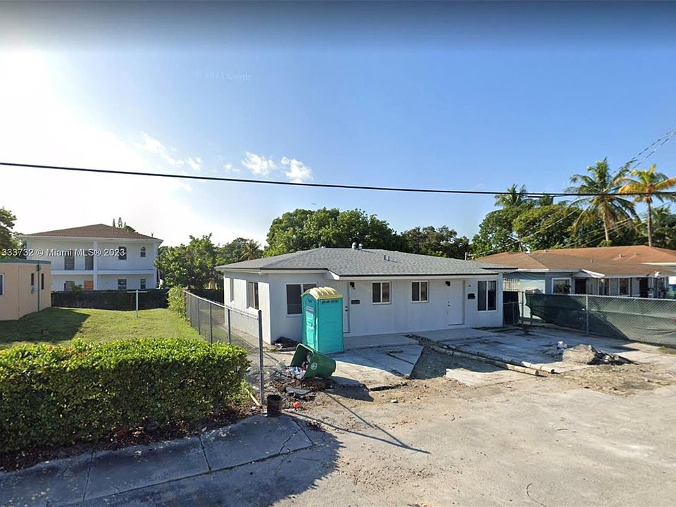 2nd image of 140 NW 71st St #142