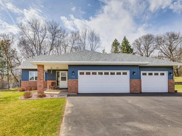 253 126th Ln NW, Coon Rapids, MN 55448