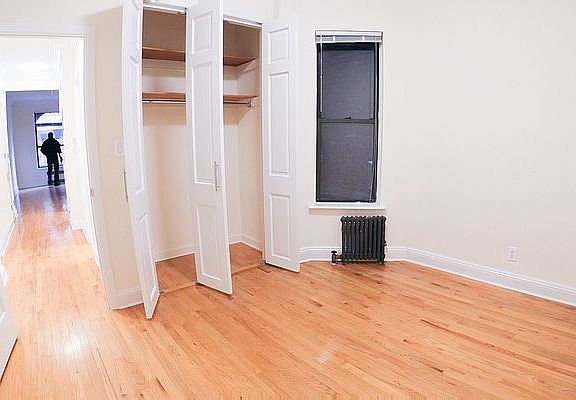 5th image of 171 E 83rd St APT 3C