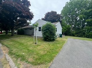 3 Mohawk Ter, Oswego, NY 13126