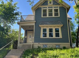 1106 E Pryor Ave, Milwaukee, WI 53207