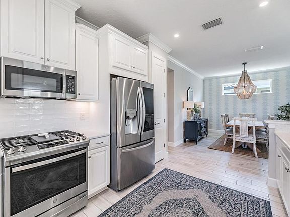 4th image of 11350 Felicia Dr