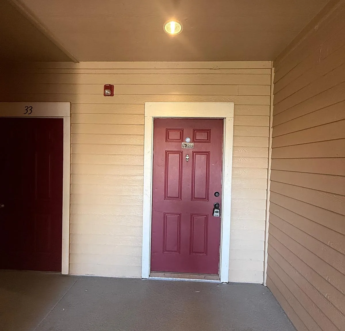 3 bed, 1234 sqft, $1,900 — Photo 1