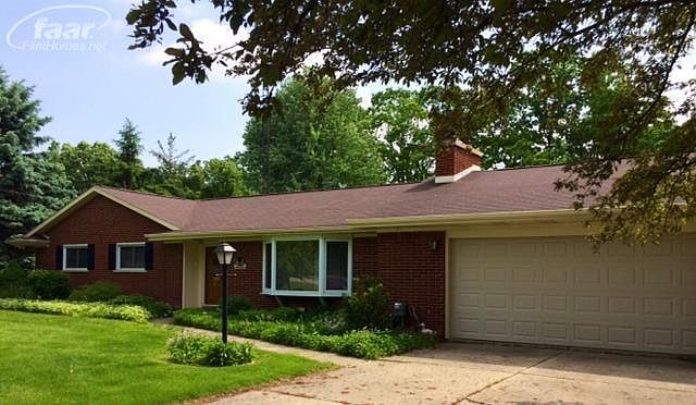 1st image of 8111 Green Valley Dr