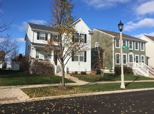 187 Gillett St, Sugar Grove, IL 60554