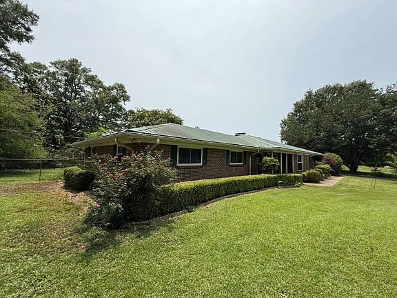 3rd image of 739 Pony Greer Rd