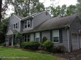 10 Bittersweet Dr, Jackson, NJ