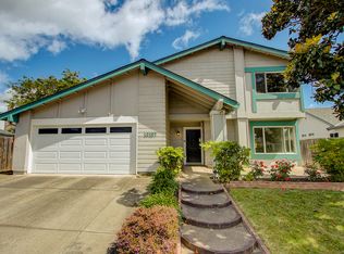 10157 Carmel Valley Way, Elk Grove, CA 95624