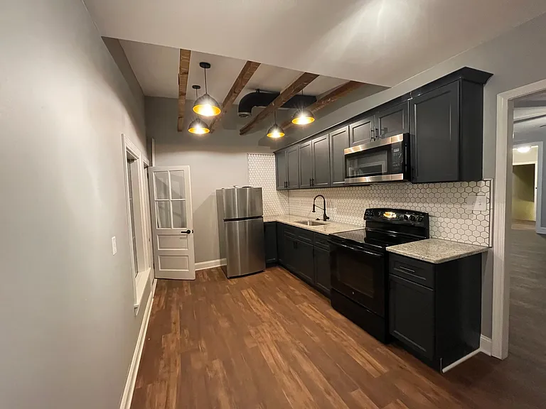 1204 Delaware Ave #3 — Photo 6