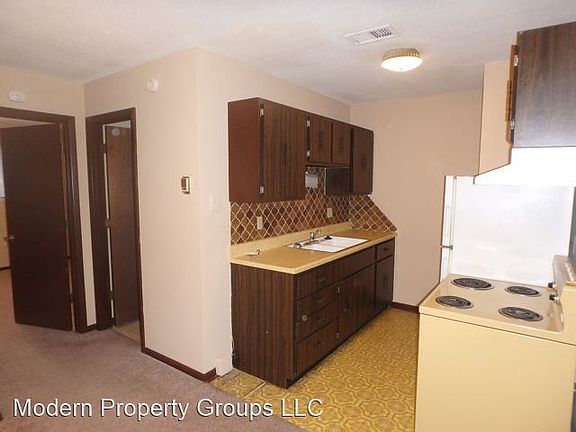 5th image of 2300 Sears Ct APT 5