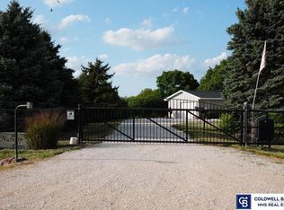 10600 Stagecoach Rd, Hickman, NE 68372