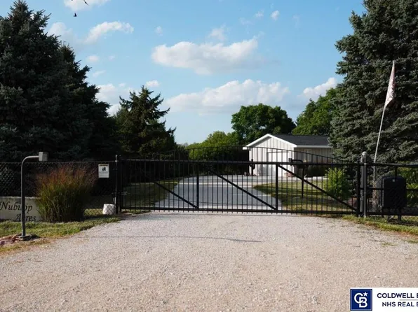 10600 Stagecoach Rd, Hickman, NE 68372