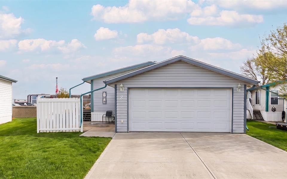 1st image of 1600 Strachan Rd SE #8