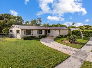 9660 SW 105th Ave, Miami, FL 33176