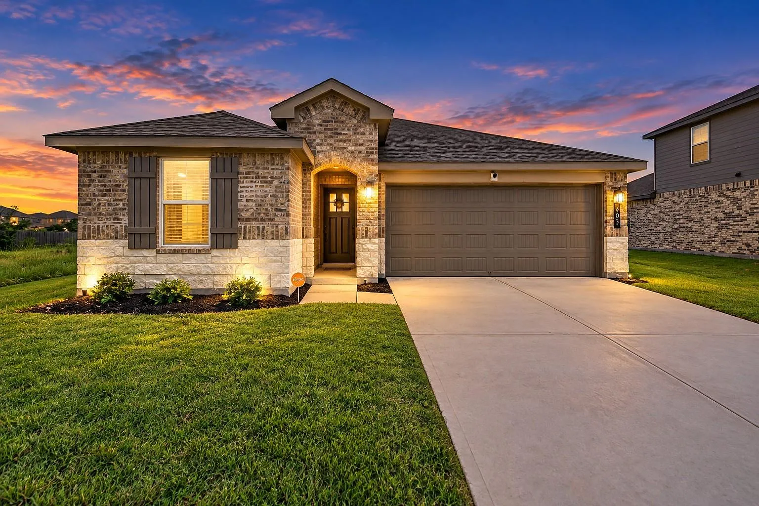 3 bed, 2.0 bath, 1767 sqft, $2,400 — Photo 1