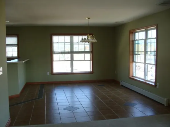 653 North Dr, West Wildwood, NJ 08260