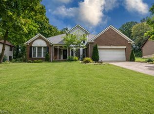 2885 Valley Rd, Cuyahoga Falls, OH 44223