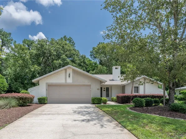 7 Wild Olive Ct, Homosassa, FL 34446