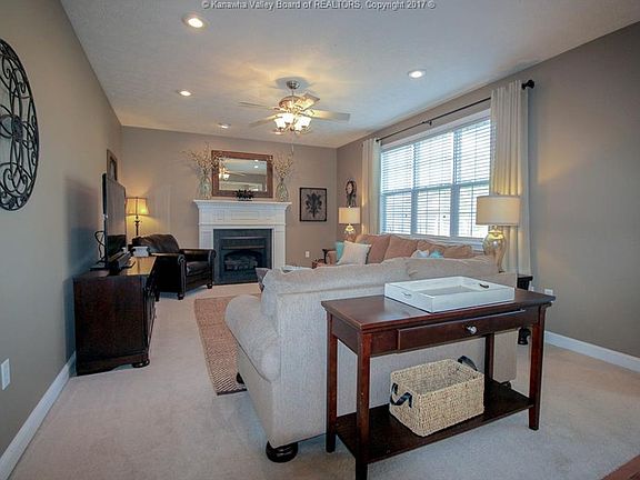 5th image of 4045 Farmington Dr
