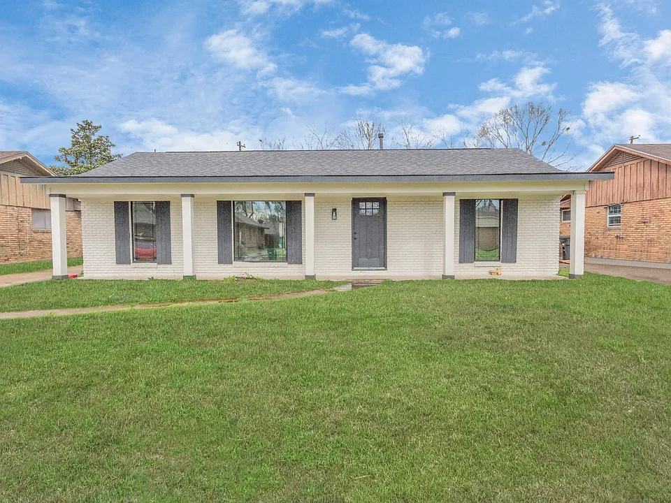 5006 Heatherbloom Dr