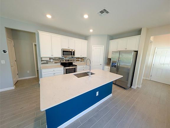 5th image of 2022 NW 44th Court Rd