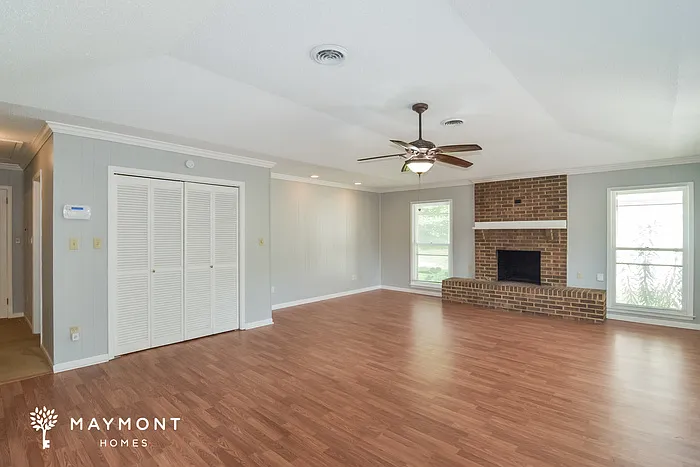 711 Forestdale Dr — Photo 6