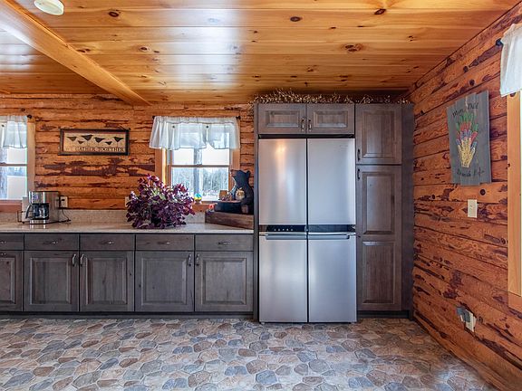 4th image of 1036 Town Hill Road