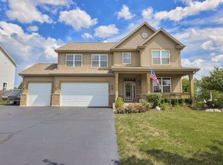 1808 Hillside Ln, McHenry, IL 60050