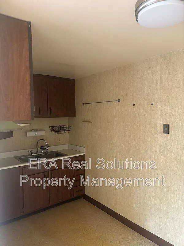 1 bed, 1.0 bath, $795 — Photo 4