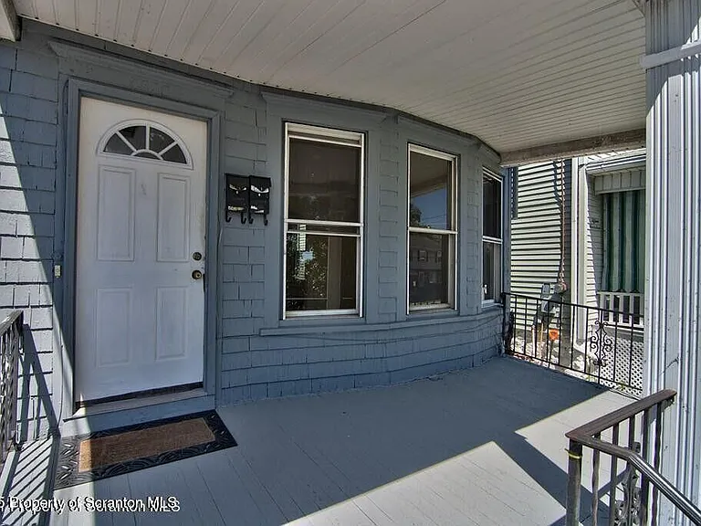 1515 Pine St — Photo 9