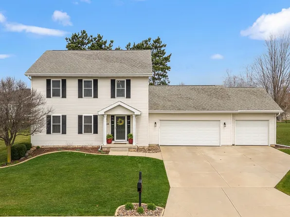 2028 Sandhill Dr, Prairie Du Sac, WI 53578