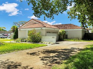 15240 SW 152nd Ter, Miami, FL 33187