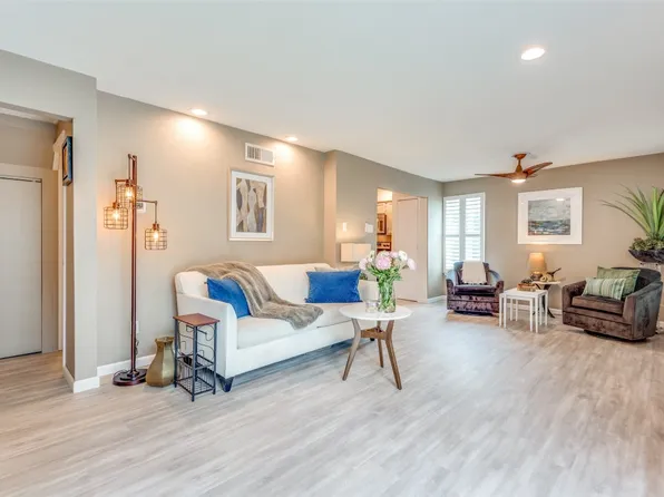 6900 Skillman St APT 412, Dallas, TX 75231