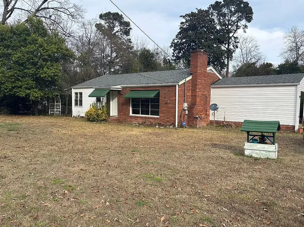 132 Evergreen St, Warner Robins, GA 31093