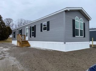 13 Daniel Dr, Belfast, ME 04915