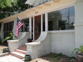 933 W Montrose St, Clermont, FL 34711