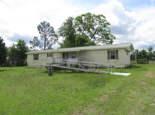 97 Cascade Cir, Soperton, GA 30457