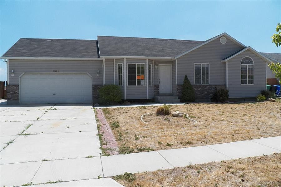 1st image of 7301 S Thrush Hill Dr